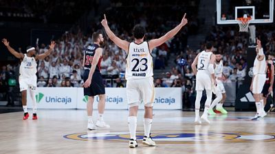 El Madrid pone el 1-0 en el playoff con un Llull de récord