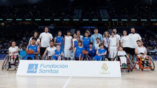 Exhibición inclusiva de Sanitas con beneficiarios de la Fundación en el WiZink Center