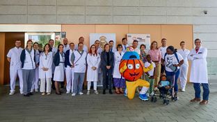 Valorcito visita a los niños ingresados en la Clínica Universidad de Navarra 