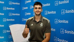 Reconocimiento médico de Yurtseven
