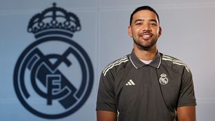 Lyles: "Quiero ayudar al equipo a ganar todo"