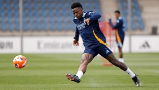 Nueva sesión para preparar el partido ante el Barcelona